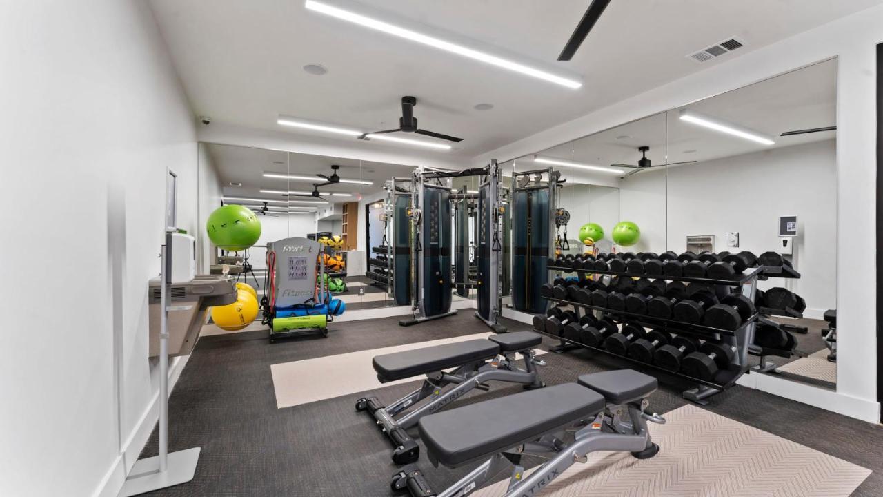Апартаменти Luxury Central Apts - Free Parking, Gym, Fast Wifi Остін Екстер'єр фото